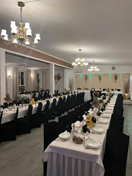 Duża sala — perspektywa od wejścia